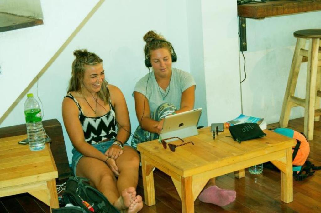The Street Hostel Банкок Екстериор снимка